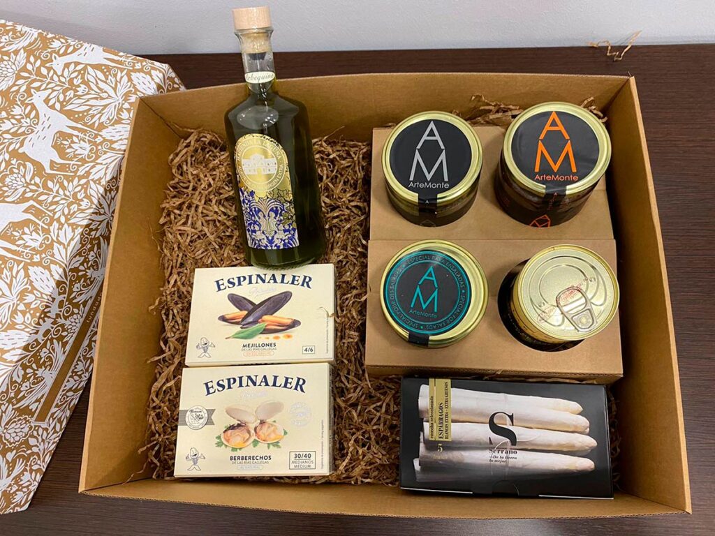 Cestas De Navidad Lote 3 Surtido De Convervas 1.jpg